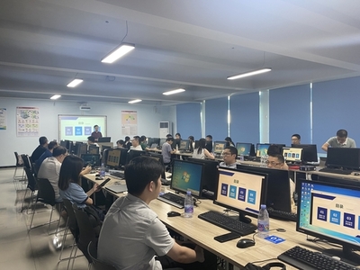 2022年福建省大學(xué)生人工智能創(chuàng)意賽--開源鴻蒙開發(fā)者大賽師資培訓(xùn)圓滿落幕，助力福建軟件人才培養(yǎng)